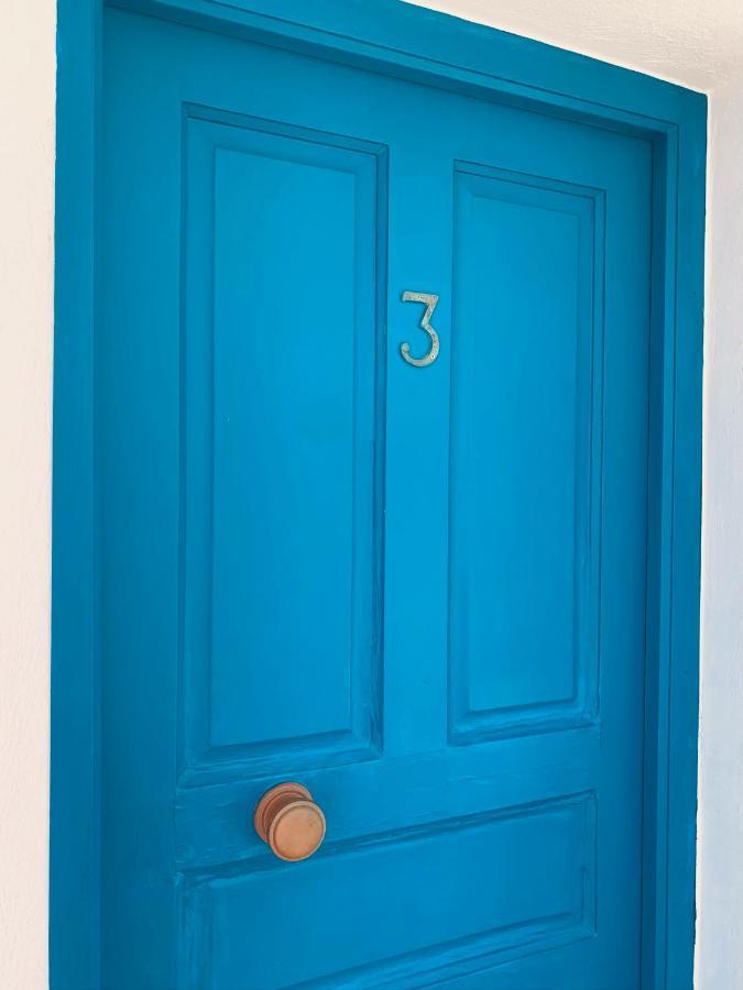 Manousos Rooms Adamantas  Dış mekan fotoğraf