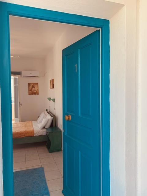 Manousos Rooms Adamantas  Dış mekan fotoğraf