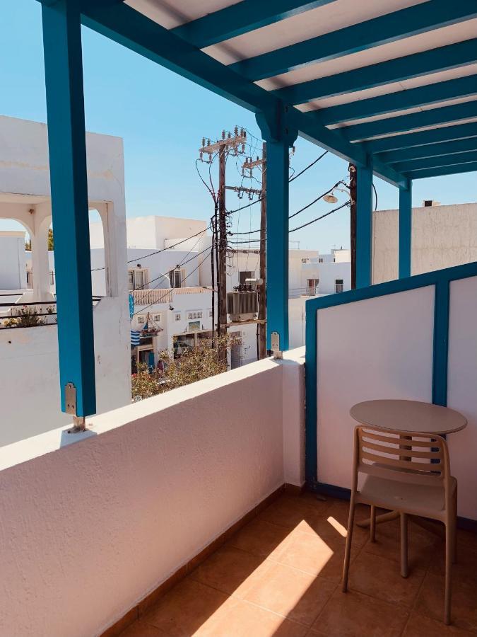 Manousos Rooms Adamantas  Dış mekan fotoğraf