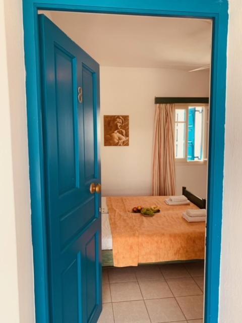 Manousos Rooms Adamantas  Dış mekan fotoğraf