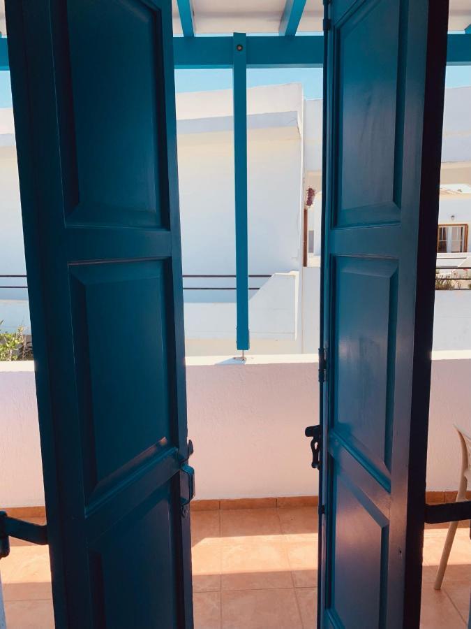 Manousos Rooms Adamantas  Dış mekan fotoğraf