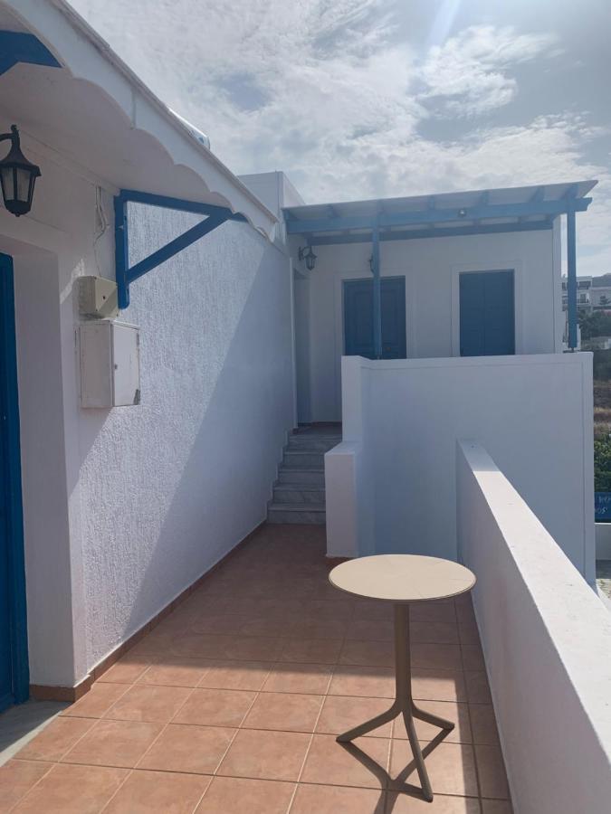 Manousos Rooms Adamantas  Dış mekan fotoğraf