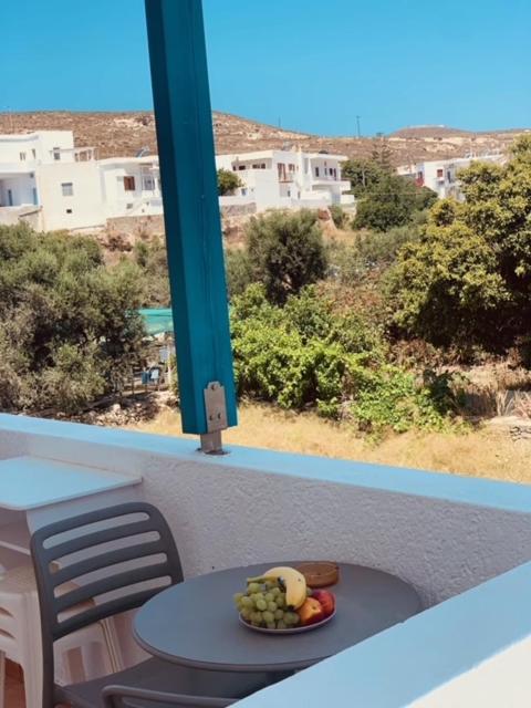 Manousos Rooms Adamantas  Dış mekan fotoğraf