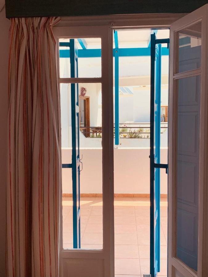 Manousos Rooms Adamantas  Dış mekan fotoğraf