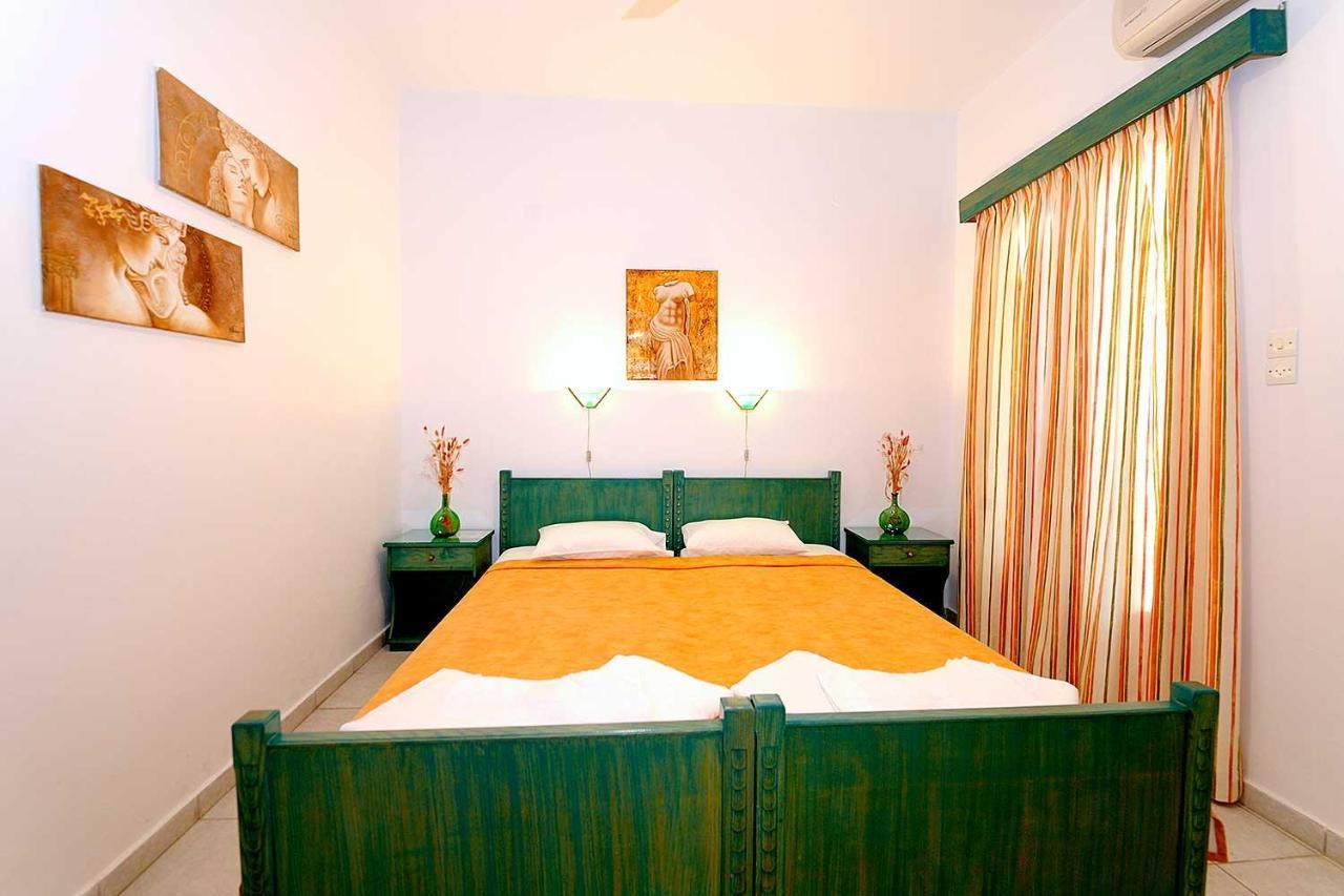 Manousos Rooms Adamantas  Dış mekan fotoğraf
