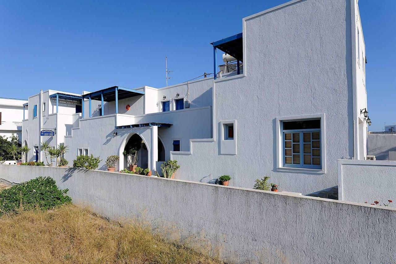 Manousos Rooms Adamantas  Dış mekan fotoğraf
