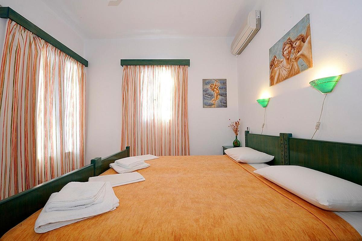 Manousos Rooms Adamantas  Dış mekan fotoğraf